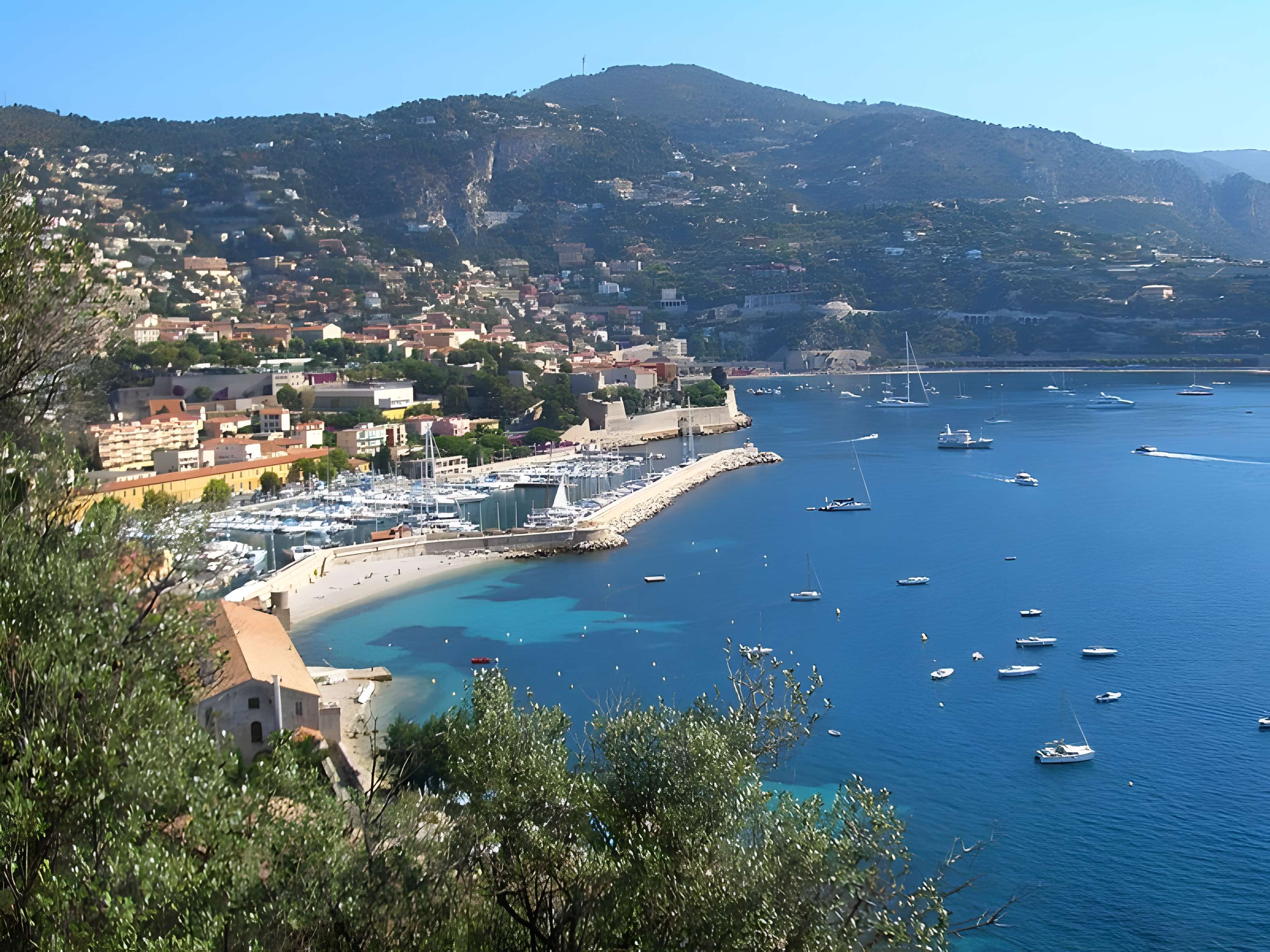 Port de la Darse (bâtiments et éléments d'infrastructure)