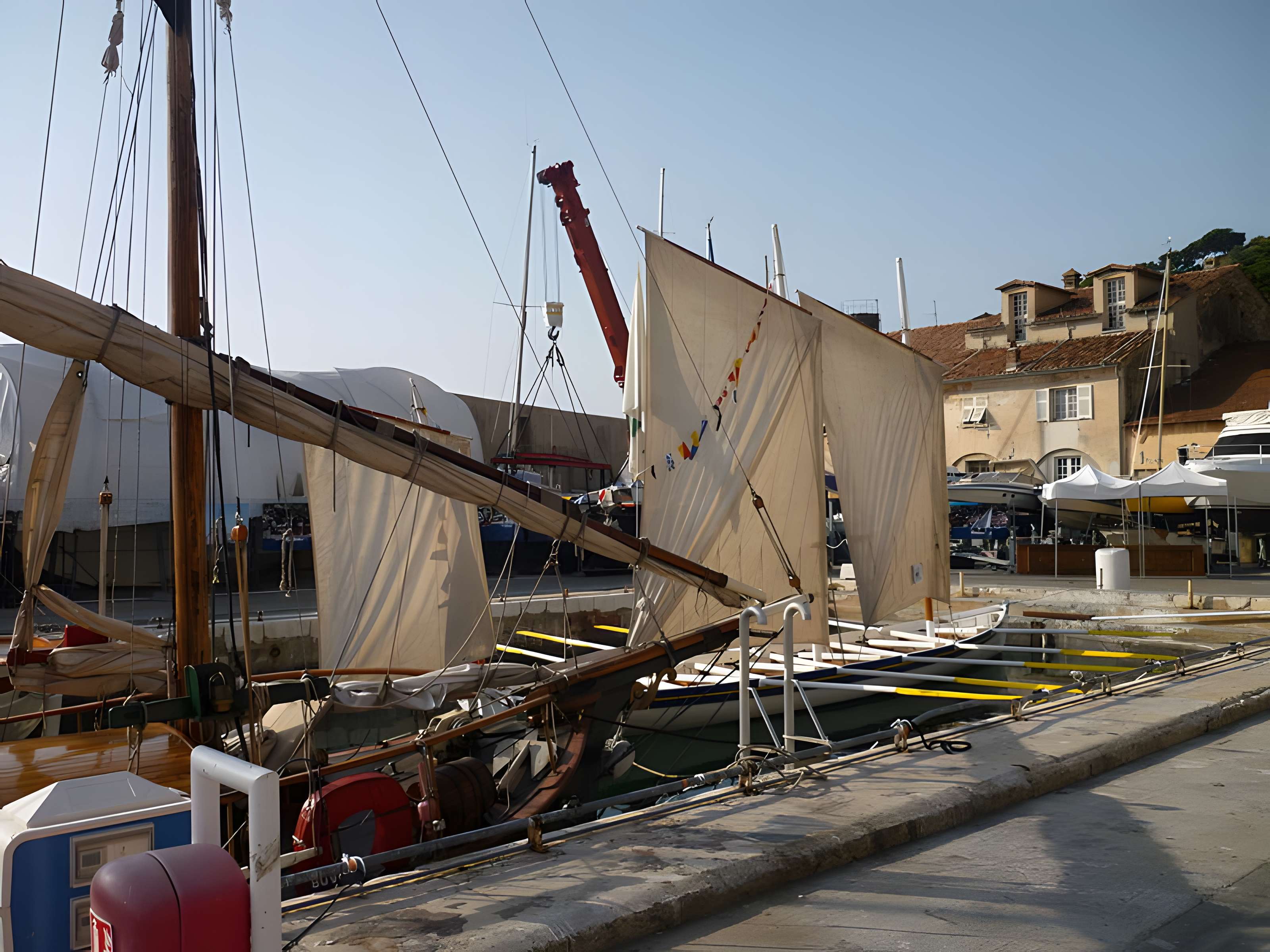 Port de la Darse (bâtiments et éléments d'infrastructure)