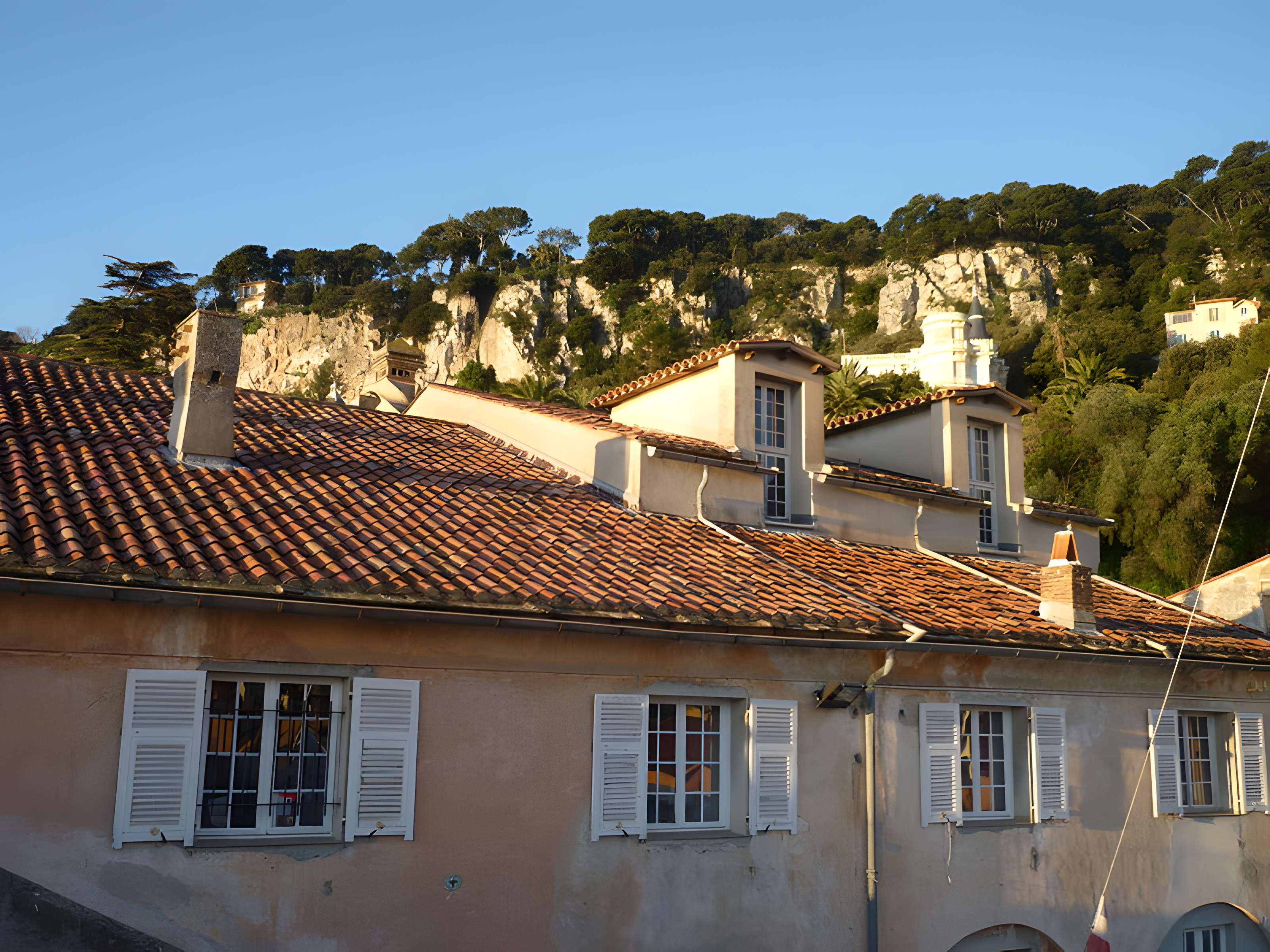 Port de la Darse (bâtiments et éléments d'infrastructure)