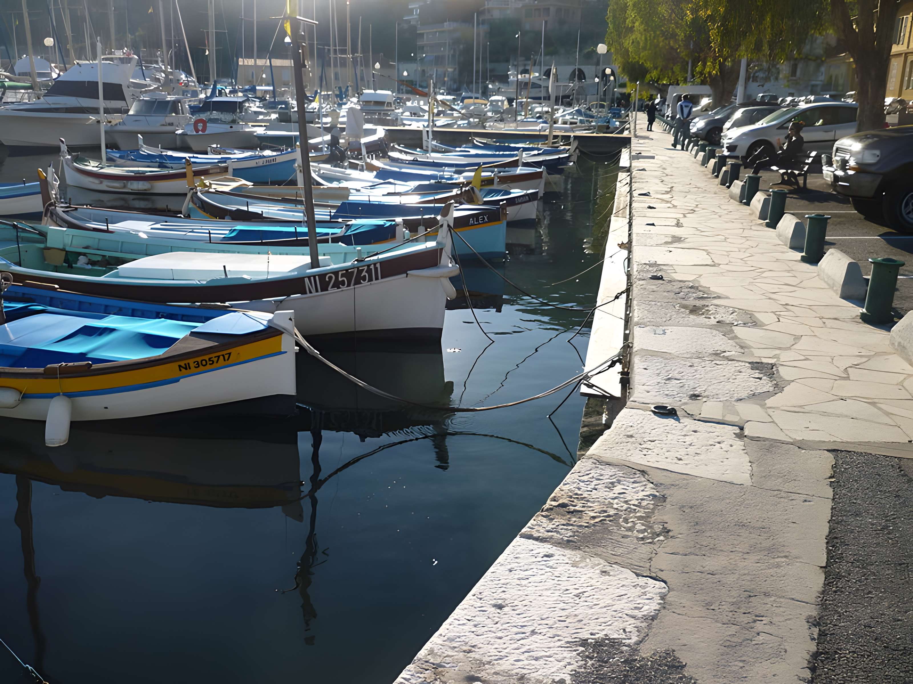 Port de la Darse (bâtiments et éléments d'infrastructure)