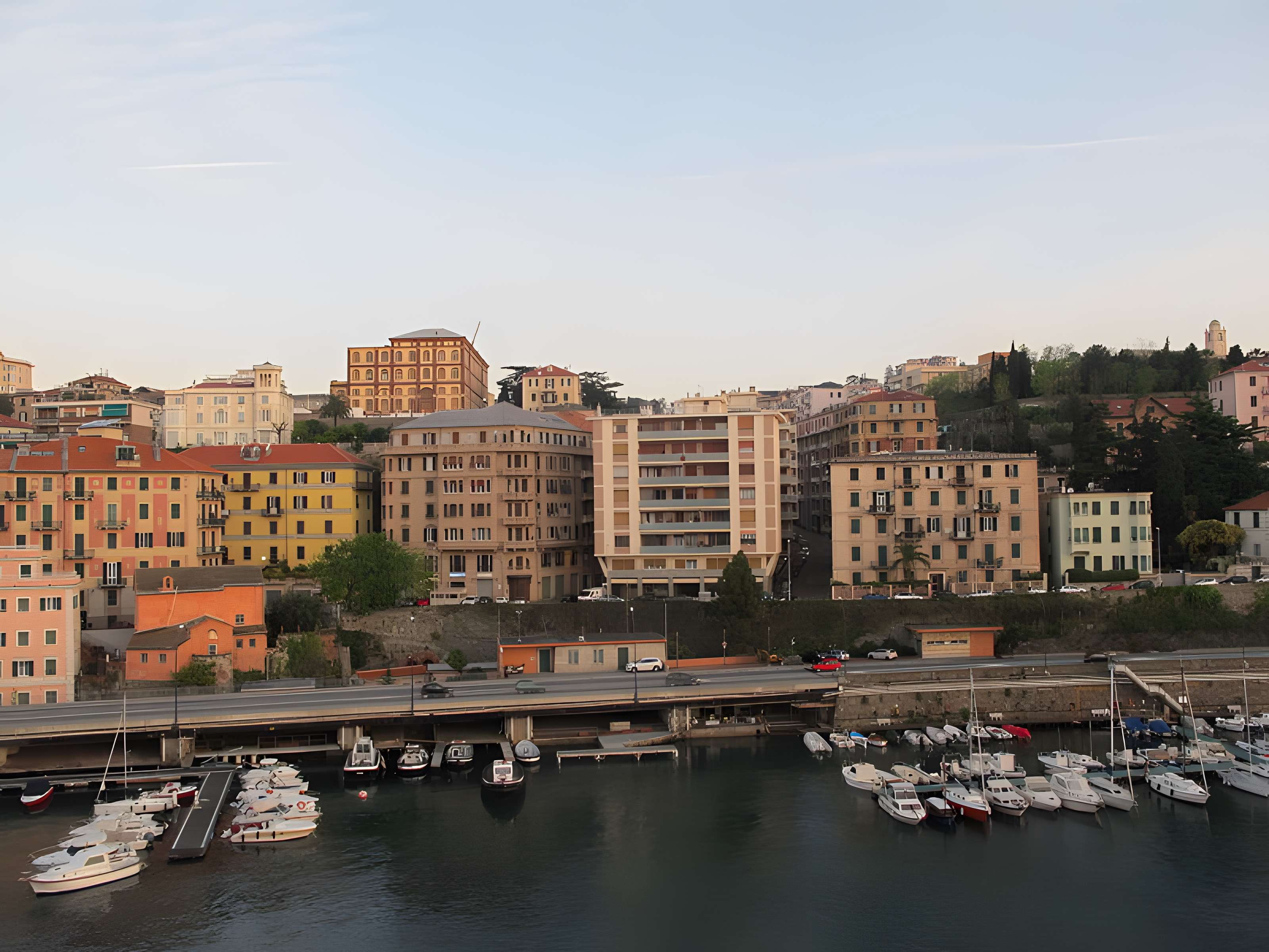 Port de la Darse (bâtiments et éléments d'infrastructure)