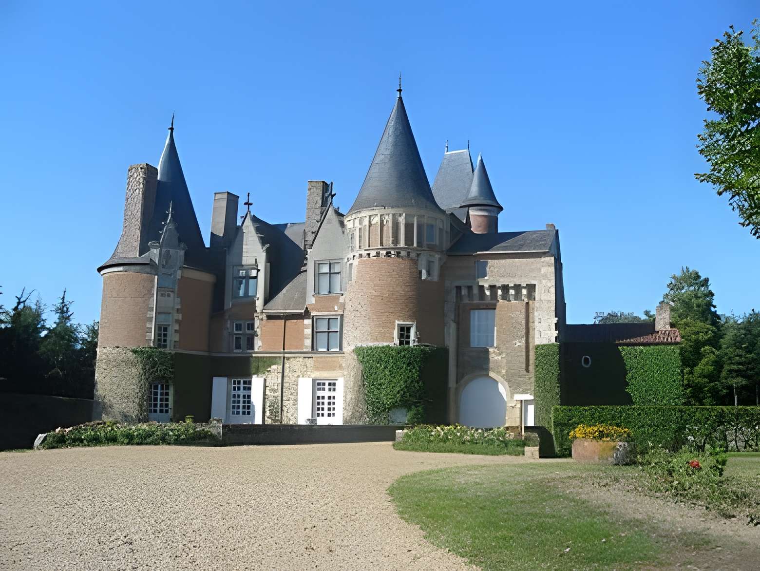 Château du Coudray-Montbault 