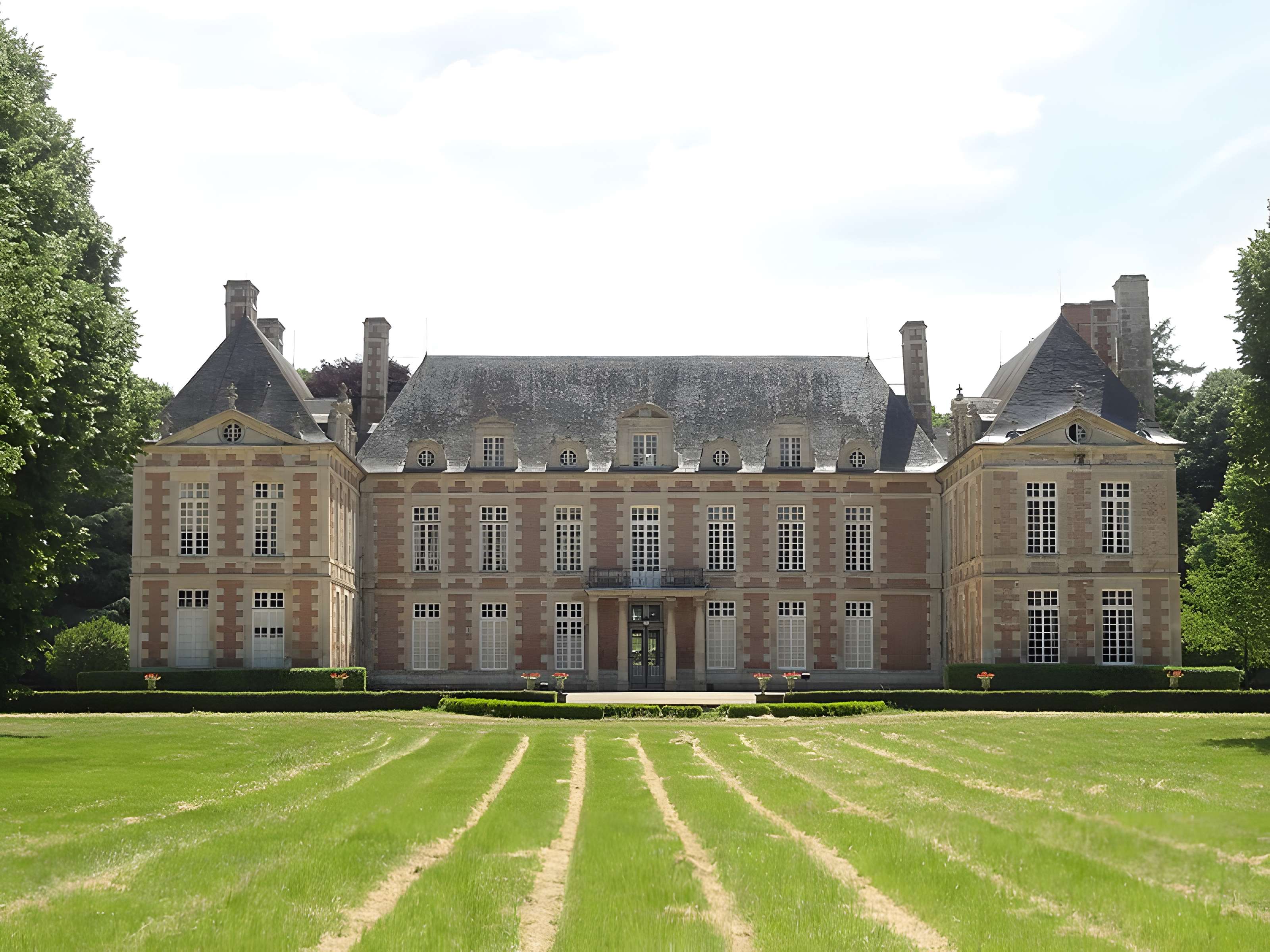 Domaine du Fayel, château et parc