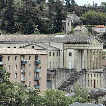 Le palais de justice et la prison