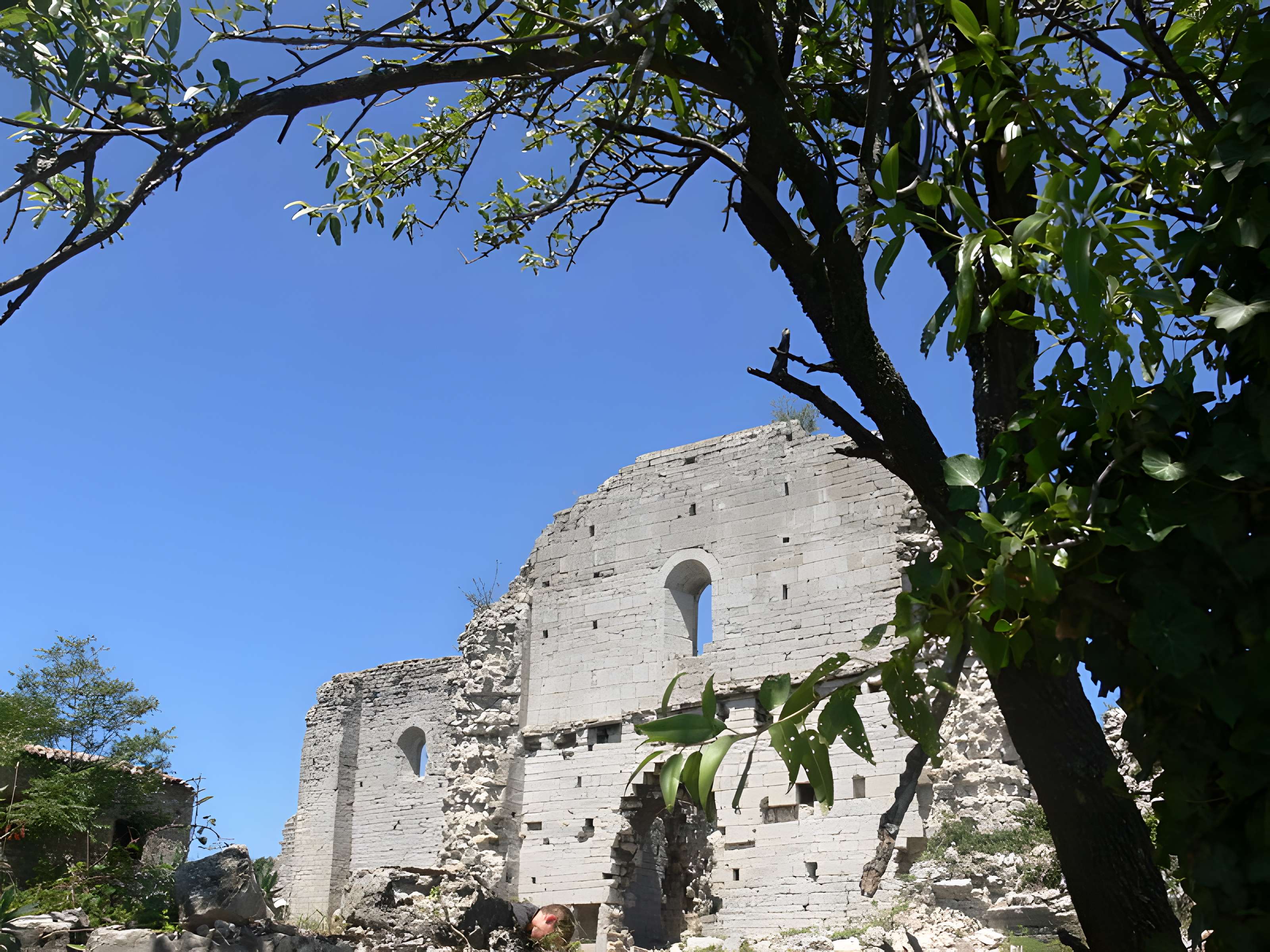 Abbaye de Rompon (restes)