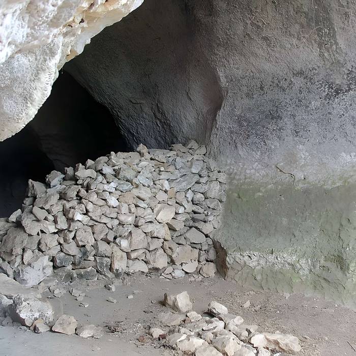 Photo de Huchard Cave; Ranc-Pointu cave n1