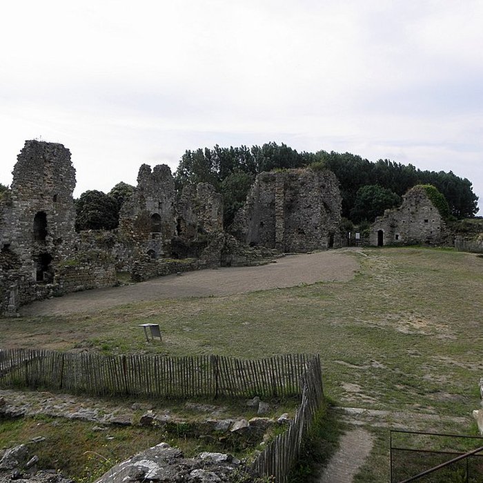 Photo de Restes du château du Guildo