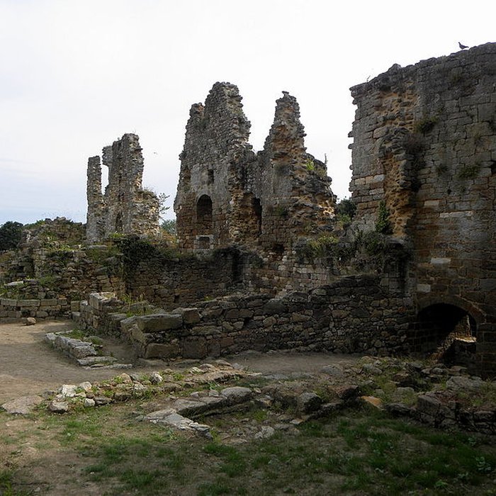 Photo de Restes du château du Guildo