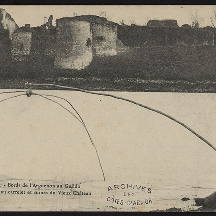 Photo de Restes du château du Guildo