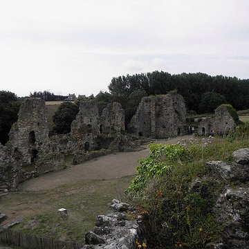 Restes du château du Guildo