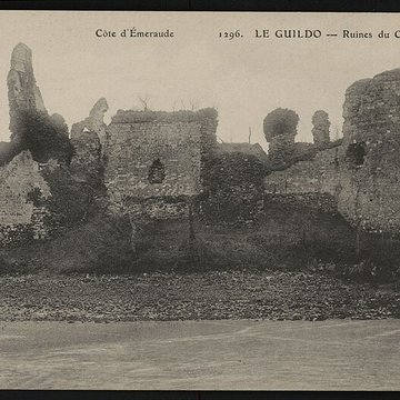 Restes du château du Guildo