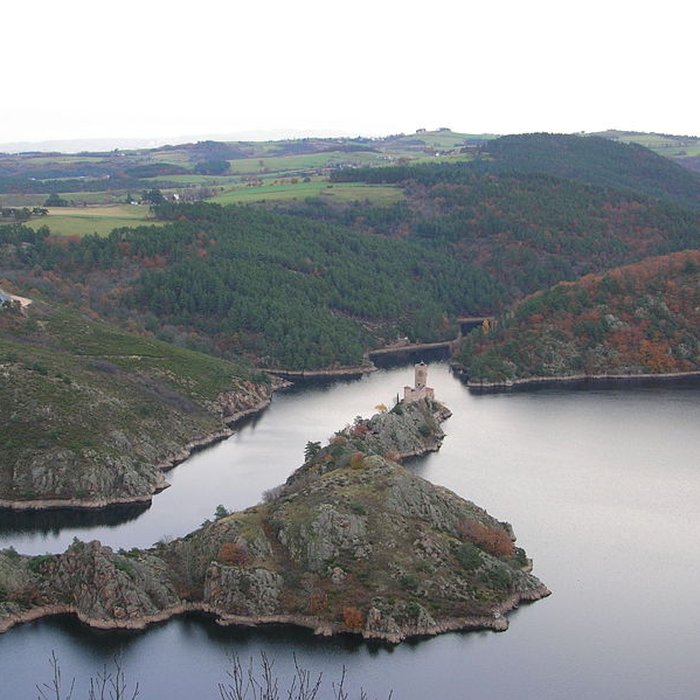 Photo de Château du lac de Grangent