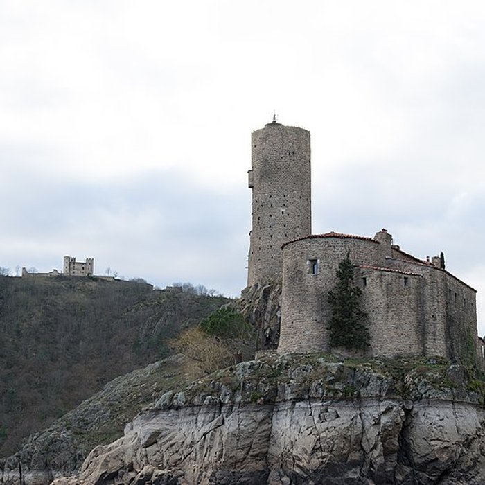 Photo de Château du lac de Grangent