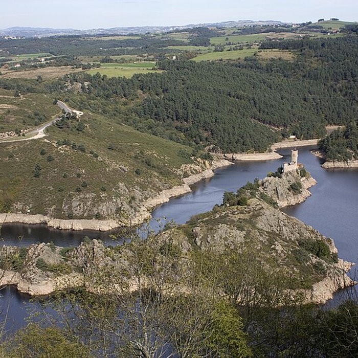 Photo de Château du lac de Grangent