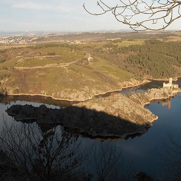 Château du lac de Grangent