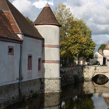 Château du Mesnil-Saint-Denis