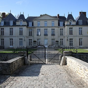 Château du Mesnil-Saint-Denis