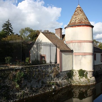 Château du Mesnil-Saint-Denis