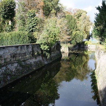Château du Mesnil-Saint-Denis