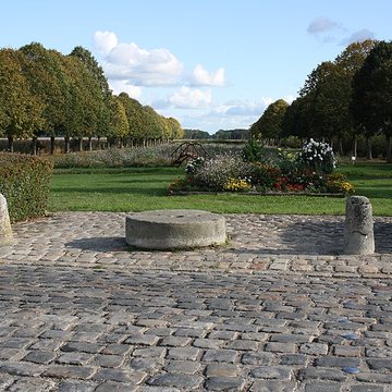Château du Mesnil-Saint-Denis