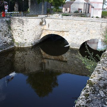 Château du Mesnil-Saint-Denis