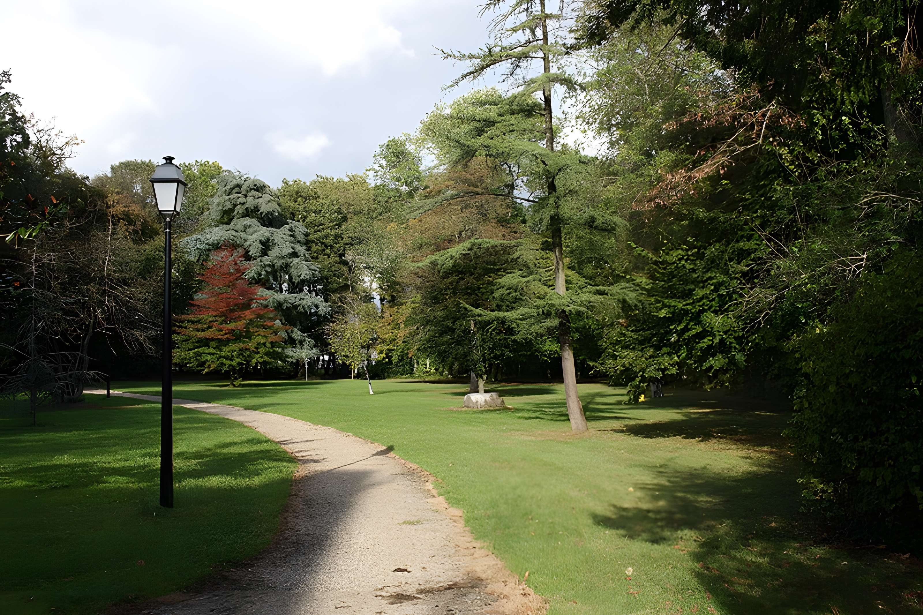Château du Mesnil-Saint-Denis