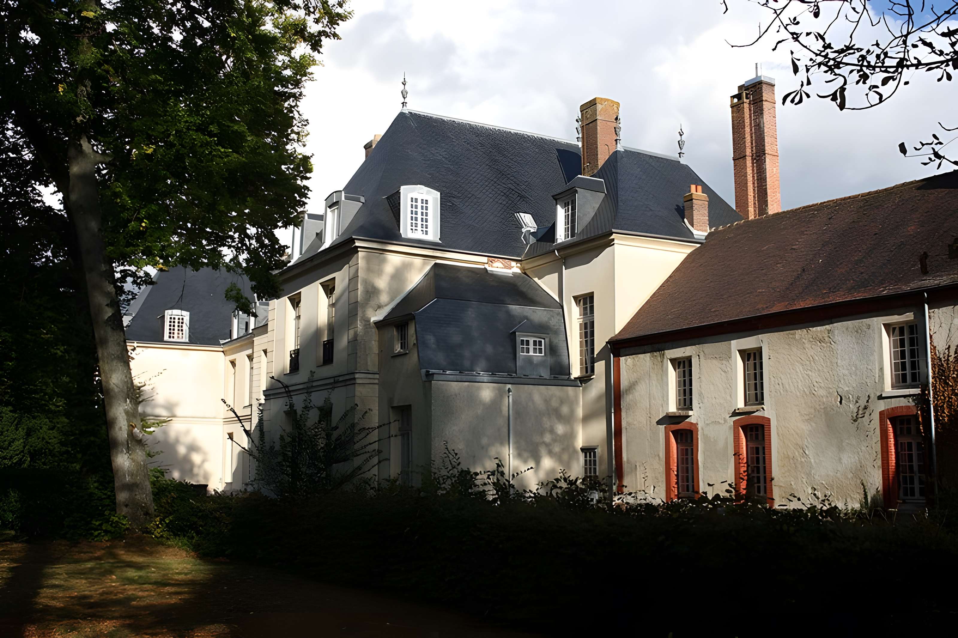 Château du Mesnil-Saint-Denis