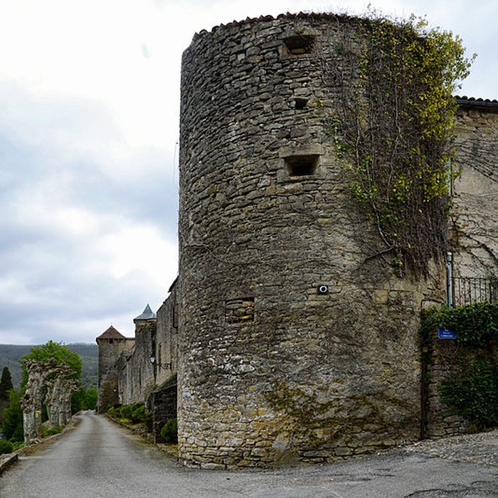 Photo de Ancien prieuré et remparts