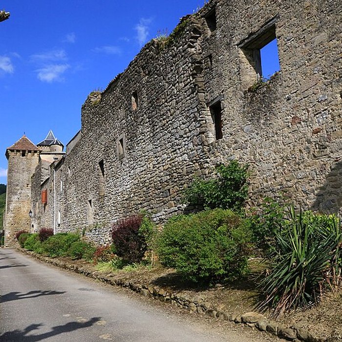 Photo de Ancien prieuré et remparts
