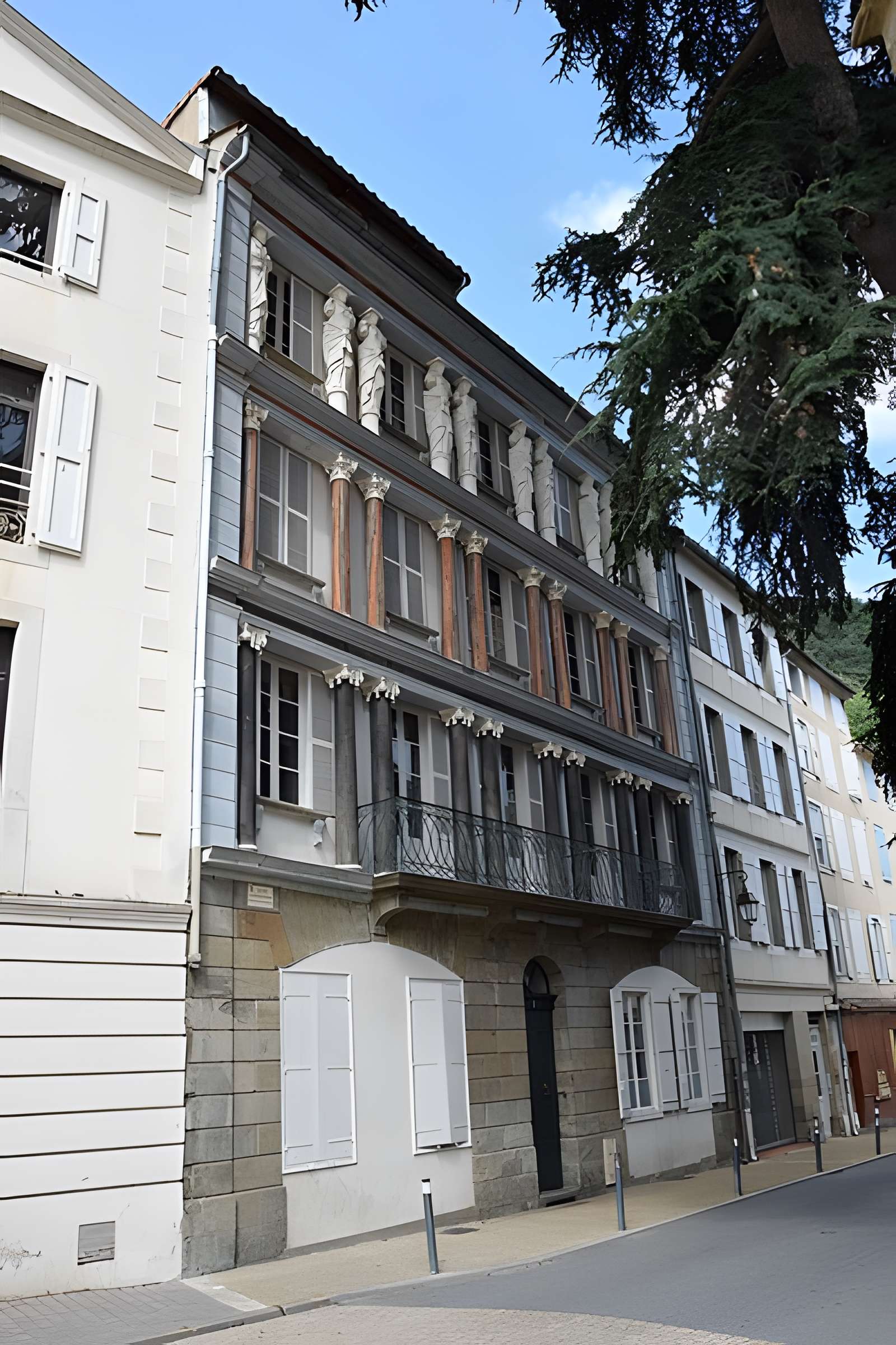 Immeuble dit maison des Cariatides