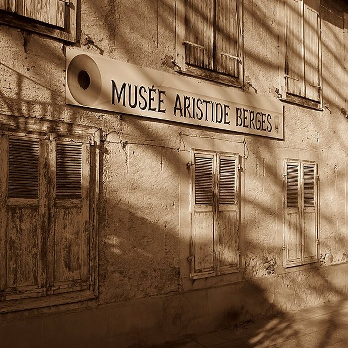 Photo de Maison natale dAristide Bergès et ancienne papeterie de Prat du Ritou également sur commune de Saint-Lizier