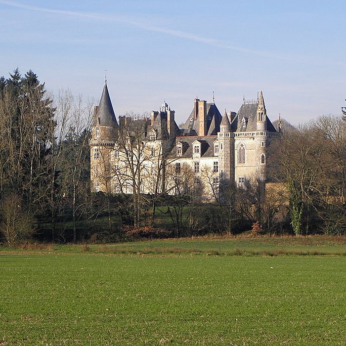 Photo de Château du Plessis à Argentré-du-Plessis