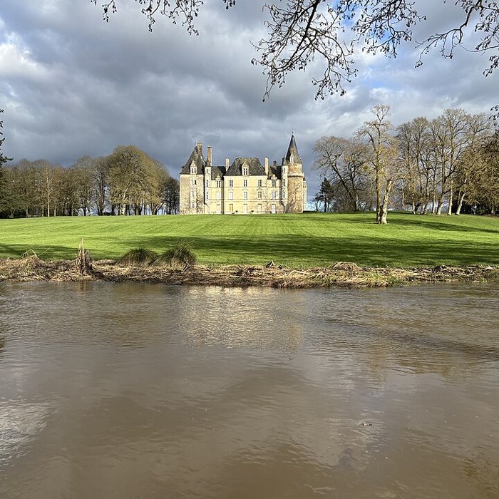 Photo de Château du Plessis à Argentré-du-Plessis