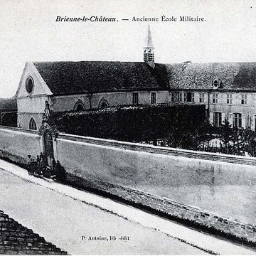 Ecole militaire