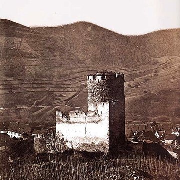 Château dit Schlossberg et enceinte