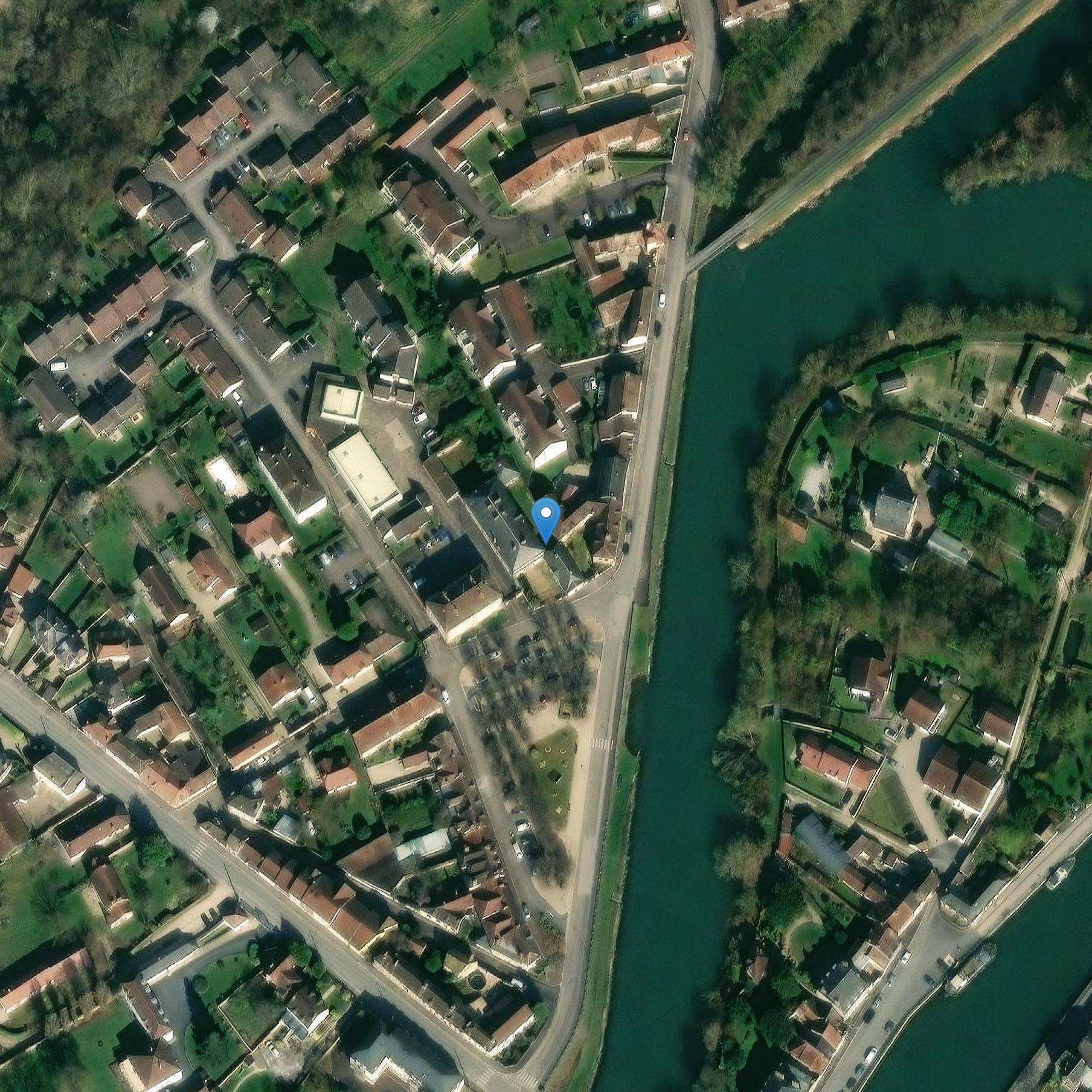 Photo de Former court and prison