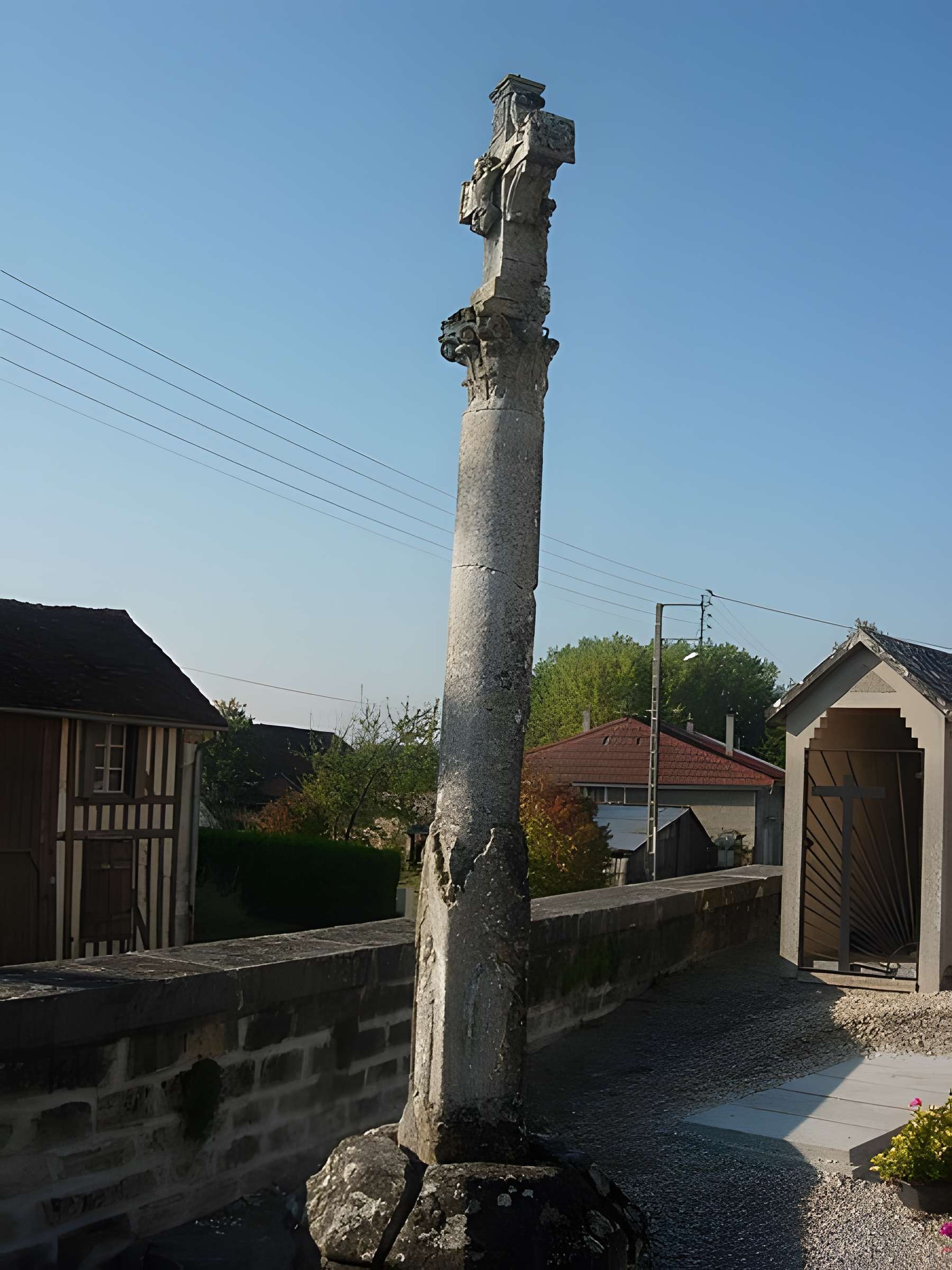 Croix de cimetière