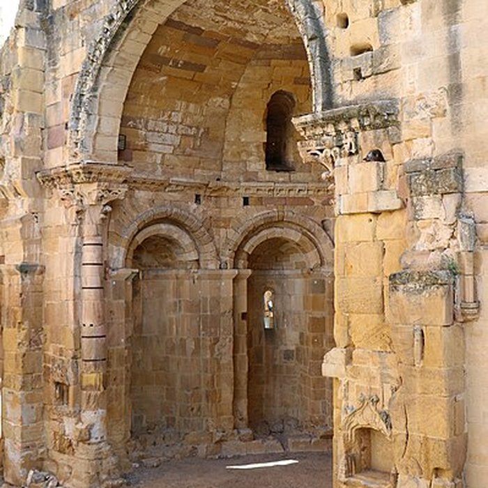Photo de Restes de lancienne cathédrale Notre-Dame