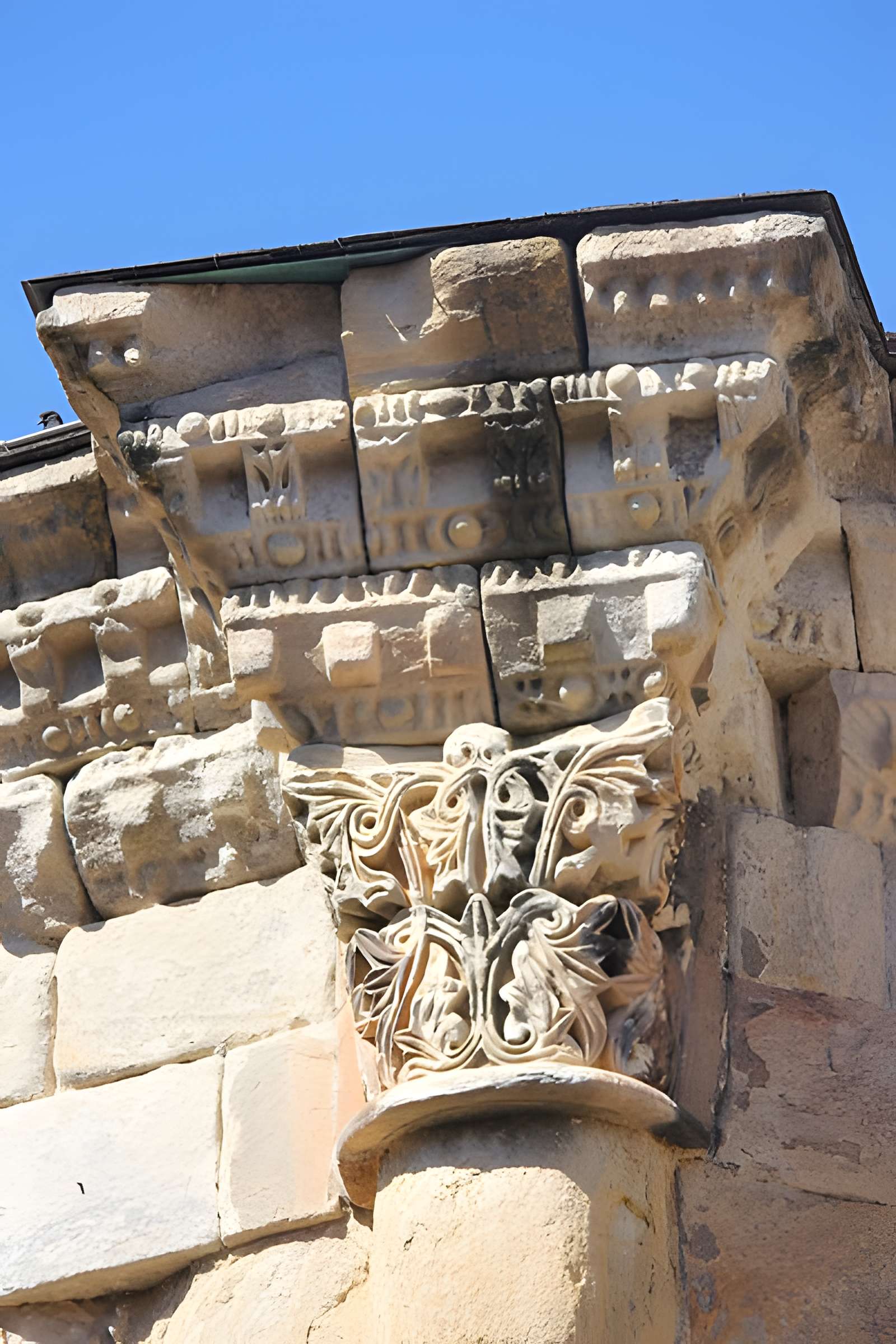 Restes de l'ancienne cathédrale Notre-Dame