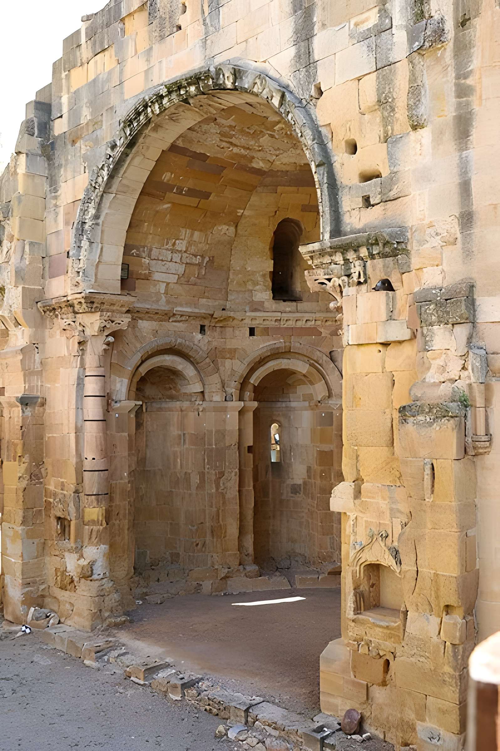 Restes de l'ancienne cathédrale Notre-Dame