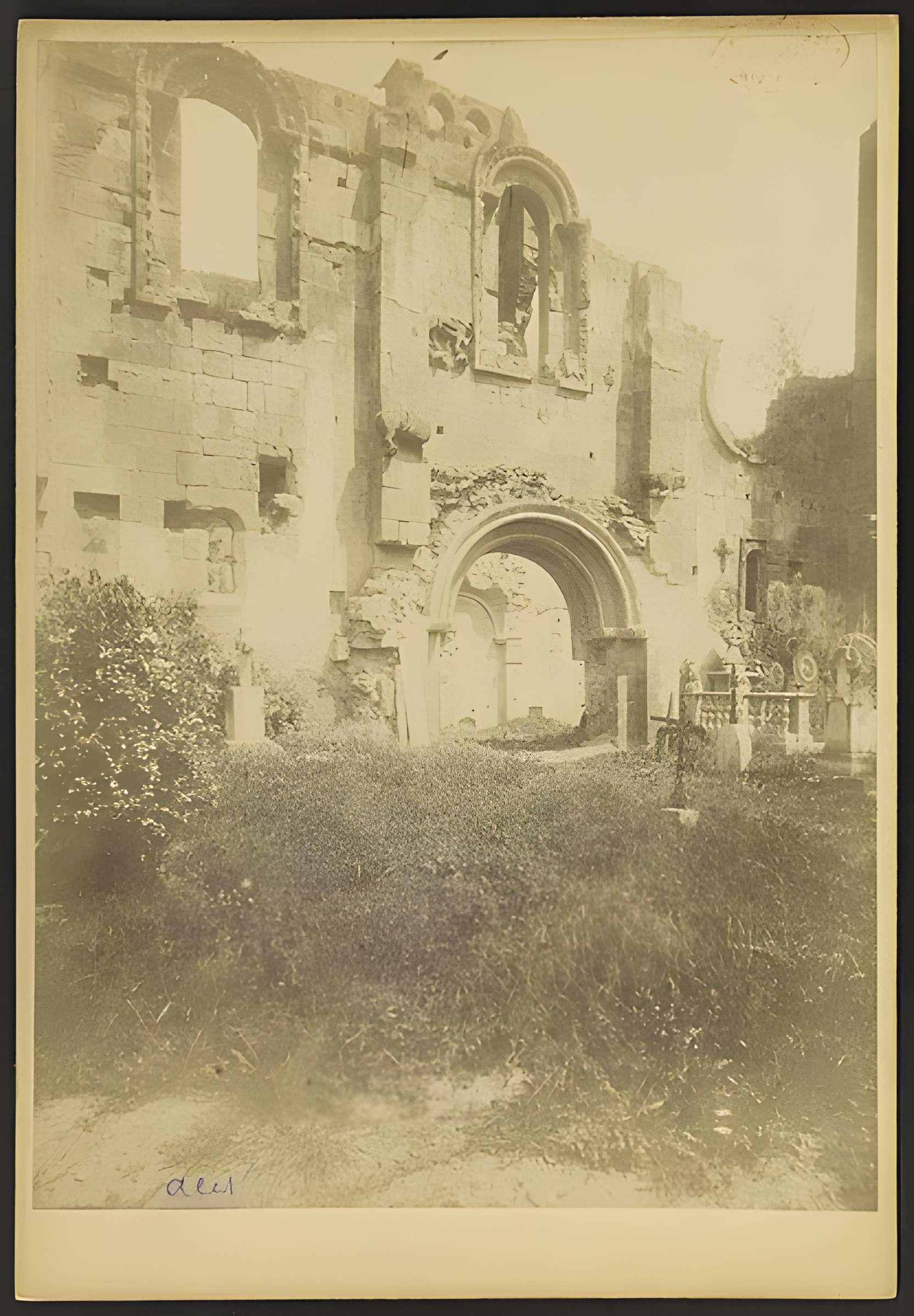 Restes de l'ancienne cathédrale Notre-Dame