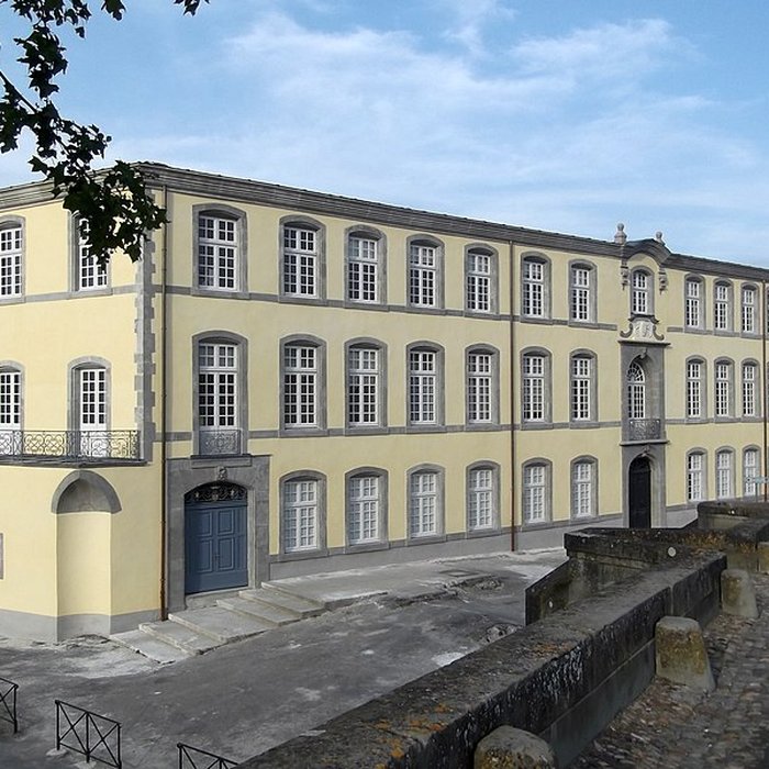 Photo de Ancienne manufacture royale de draps