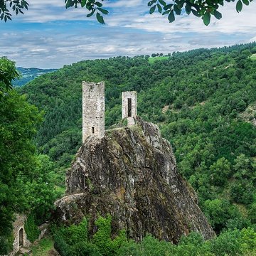 Château Inférieur de Peyrusse-le-Roc