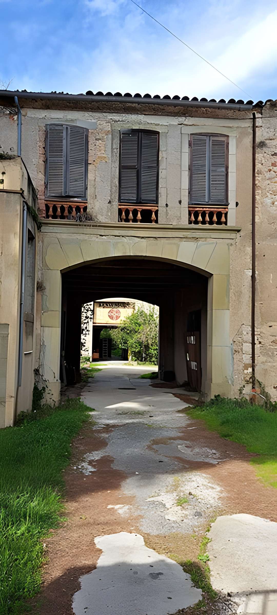 Ancienne manufacture royale