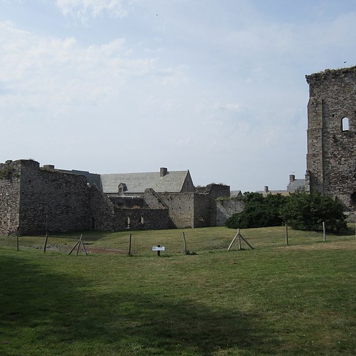 Photo de Château médiéval de Regnéville sur Mer