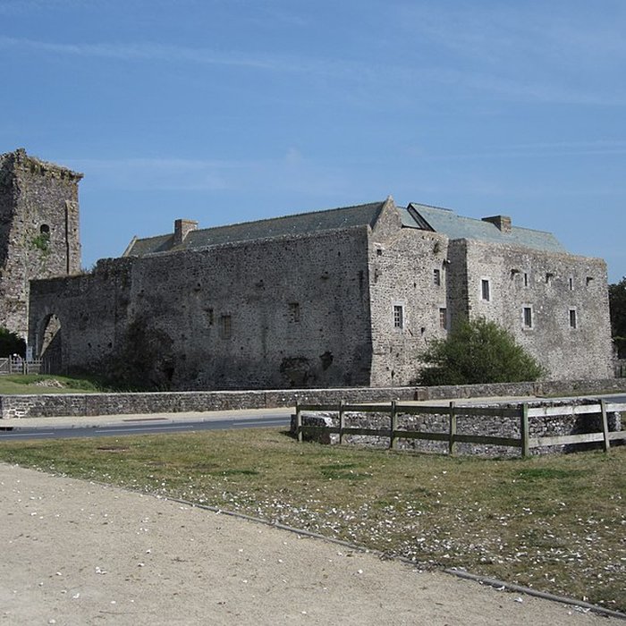 Photo de Château médiéval de Regnéville sur Mer