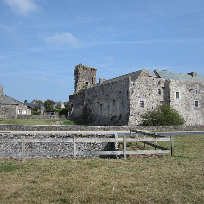 Photo de Château médiéval de Regnéville sur Mer