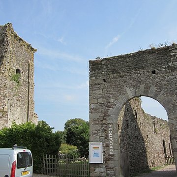 Château médiéval de Regnéville sur Mer