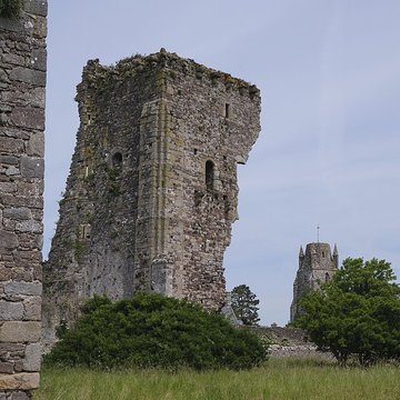 Château médiéval de Regnéville sur Mer