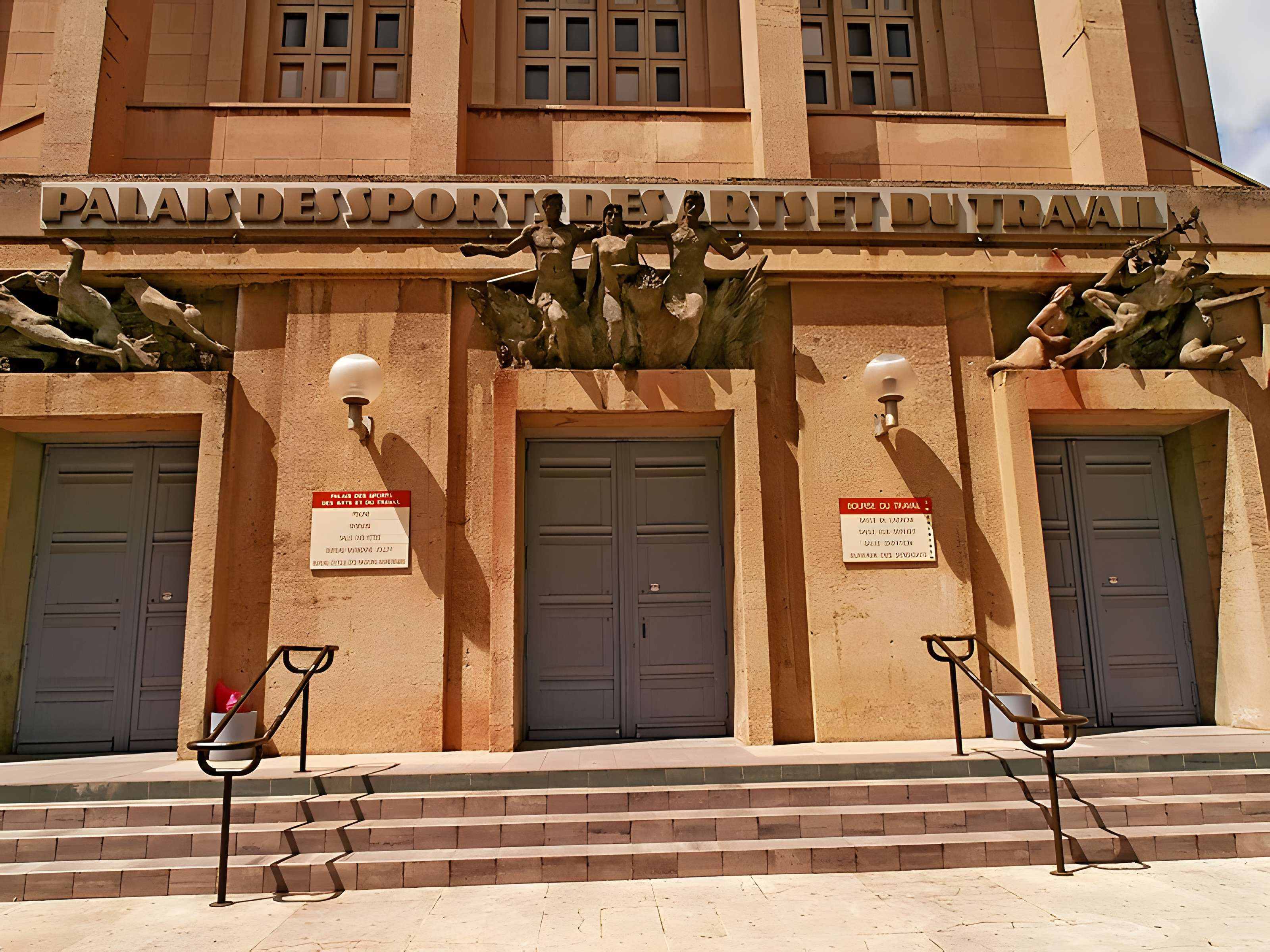 Palais des Sports, des Arts et du Travail